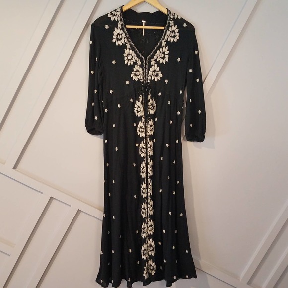 Free People Embroidered Fable Midi Dress boho - Picture 5 of 16